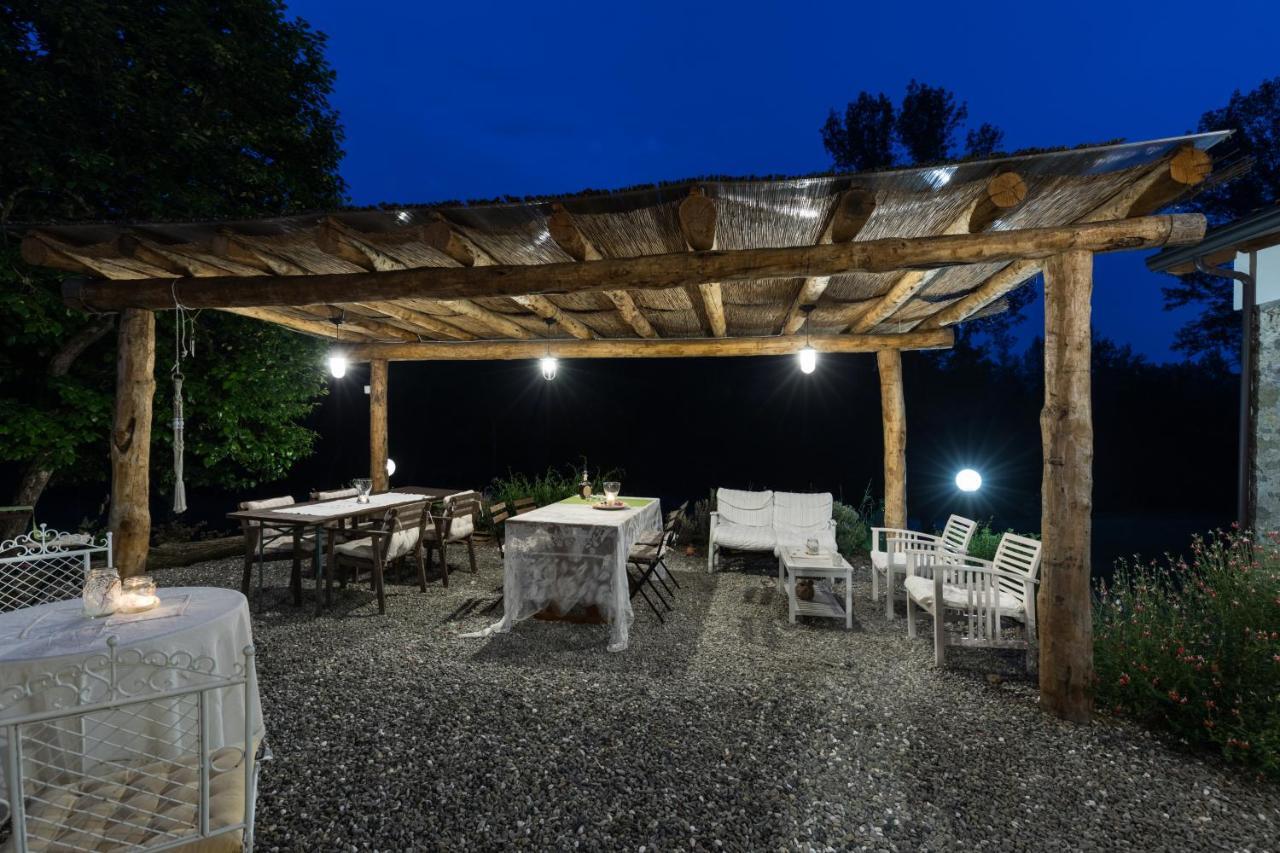 Agriturismo Di La Dall'Acqua Fivizzano Exterior foto
