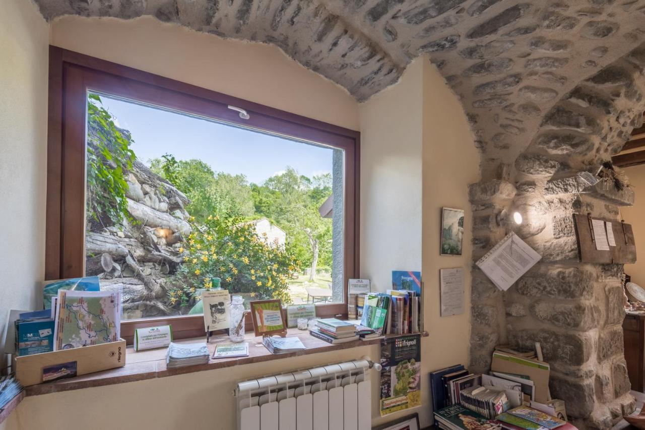 Agriturismo Di La Dall'Acqua Fivizzano Exterior foto
